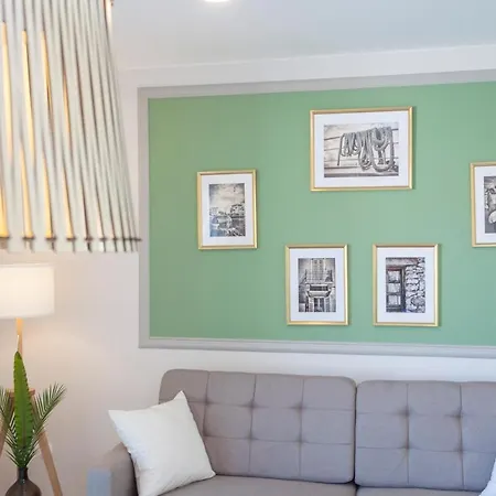 Tinel Boutique Apartment *