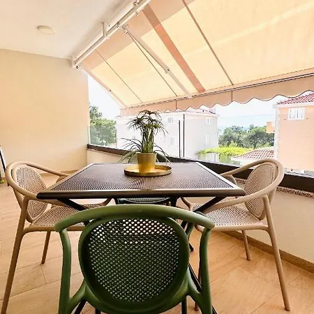 Tinel Boutique * Promajna